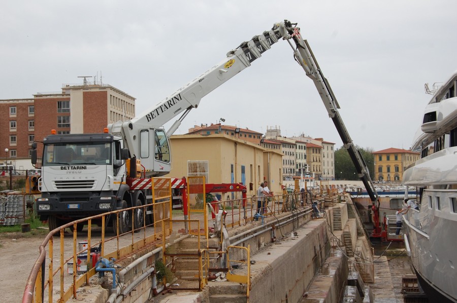 60 M LAVORI IN NEGTIVO